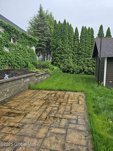 4th image of 35 McClellan Avenue
