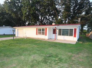 22068 Wabash Ave, Goshen, IN 46528