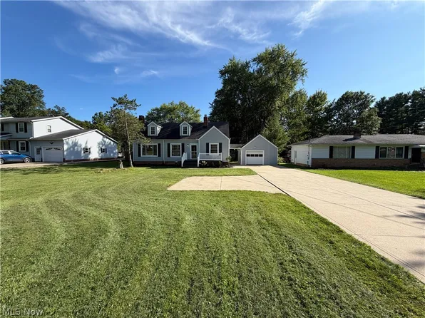 4903 Akins Rd, North Royalton, OH 44133