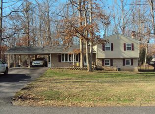 9310 Rollingwood Dr, Pomfret, MD 20675