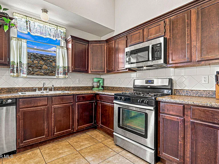 4769 Joseph Rodriguez Dr — Photo 12