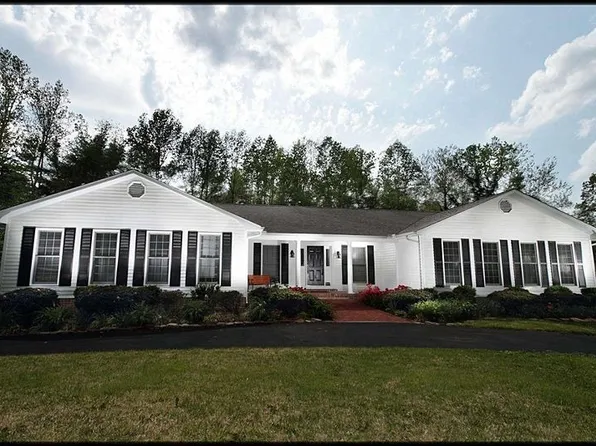 1098 Mount Vernon Rd, Cookeville, TN 38501