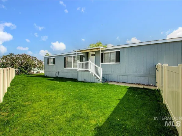 8512 Blue Mountain Ln, Boise, ID 83716