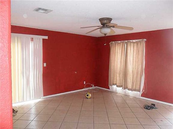 3rd image of 1839 Glen Campbell Dr