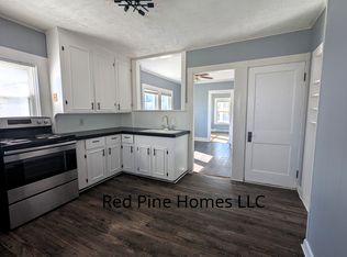 82 Summer St #B, Waterville, ME 04901