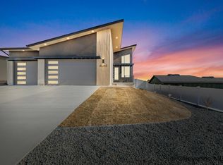 4045 Arrowhead Trl, Cheyenne, WY 82001