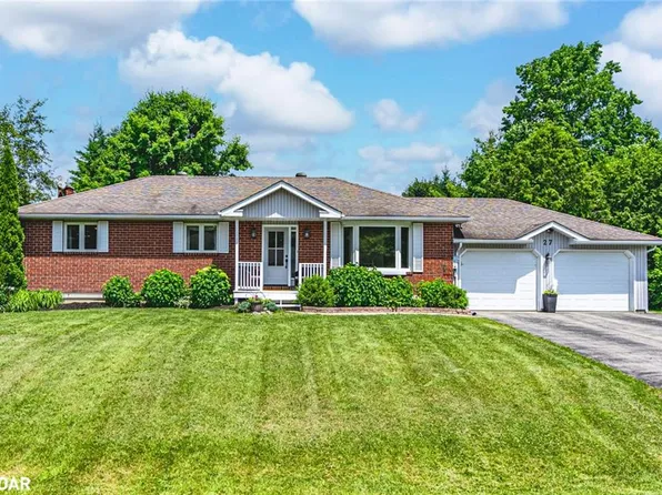 27 Foyston Park Cir, Springwater, ON L9X 0A1