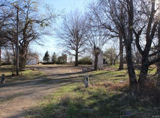 1109 E Gentry Ave, Checotah, OK 74426