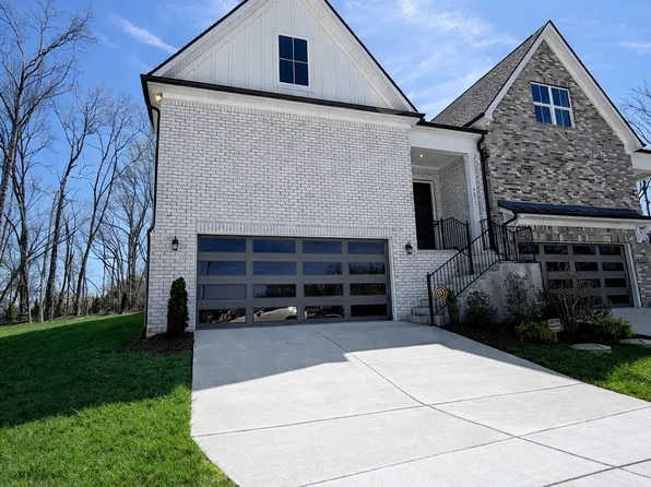 3072 Wiltshire Park Pl, Hermitage, TN 37076