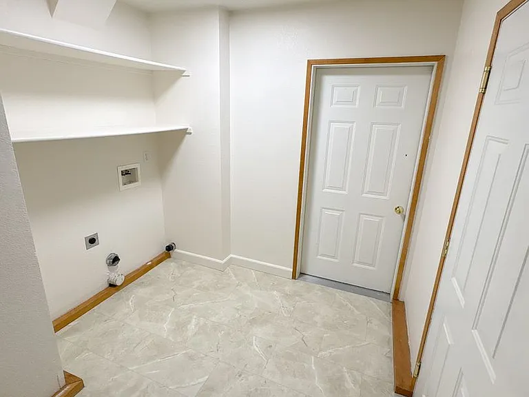 5631 N Hills Dr — Photo 21