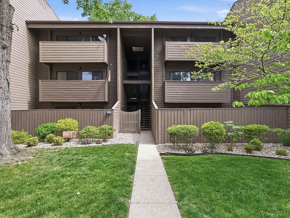 1st image of 750 Shaker Dr APT 524