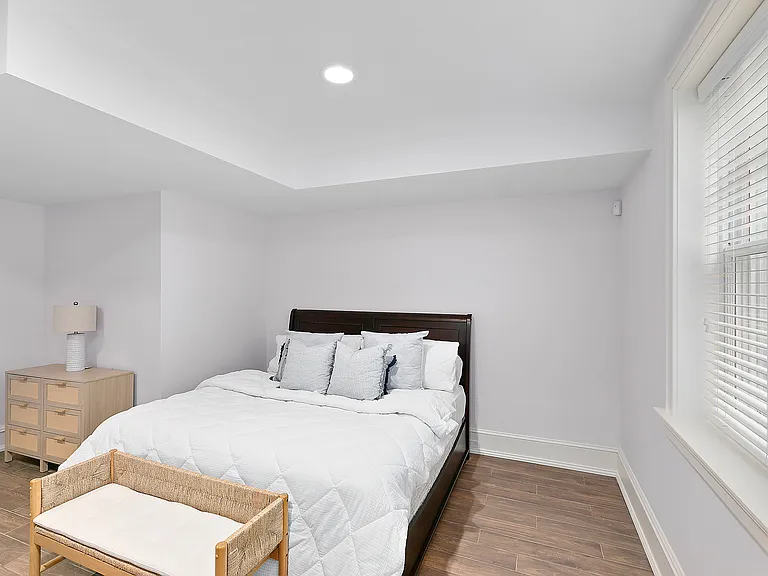 20 Pleasant Ln — Photo 16