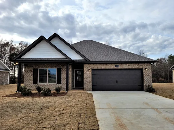 104 Flintlock Way, New Market, AL 35761