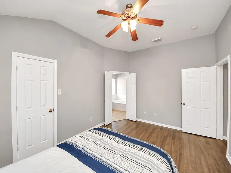 5615 Brenwood Glen Trl — Photo 9