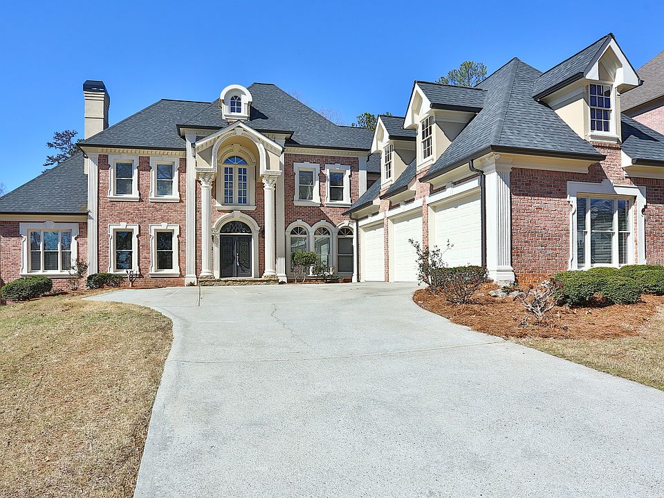Beautiful 4 sided Brick home