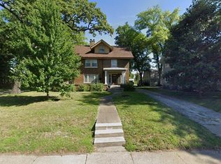 822 E Locust St #A, Davenport, IA 52803