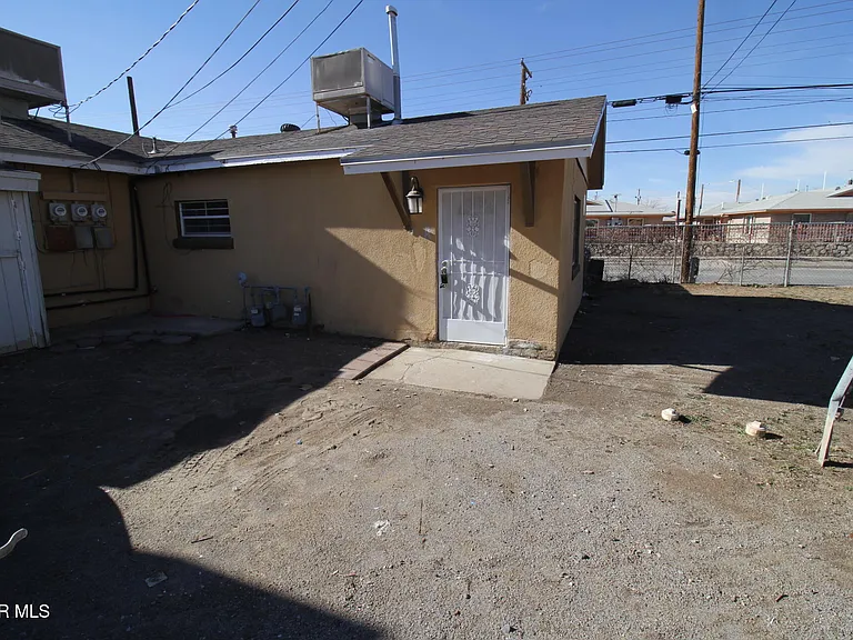 8903 Old County Road A #EL — Photo 24