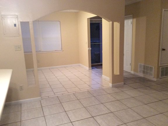 Entry, Dining, Living room