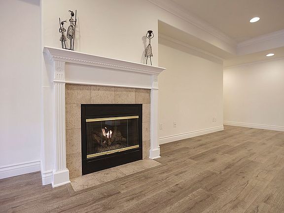 3rd image of 11803 Goshen Ave APT 202