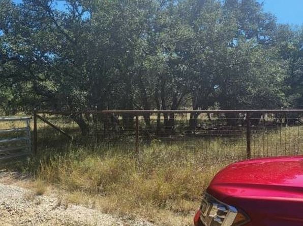 346 Ammann Rd, Boerne, TX 78015