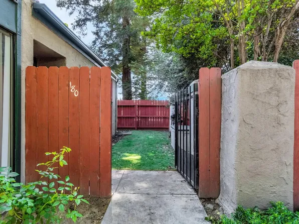 5965 E Shields Ave Unit 180, Fresno, CA 93727