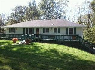 1206 Lake Rd, Liberty, MO 64068