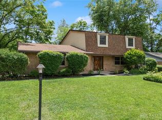 1620 Ambridge Rd, Dayton, OH 45459