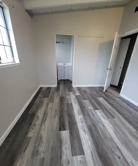 7446 Versailles Way — Photo 3