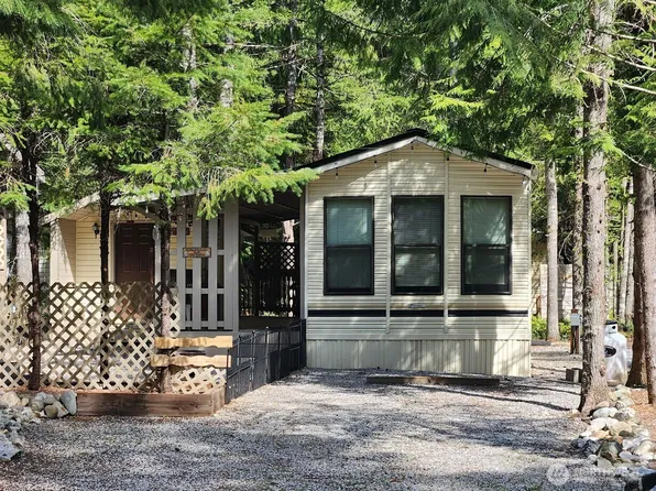 28 4 Drial Loop, Deming, WA 98244