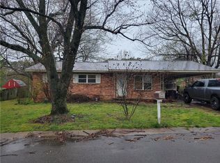 206 Kennan St, Prairie Grove, AR 72753