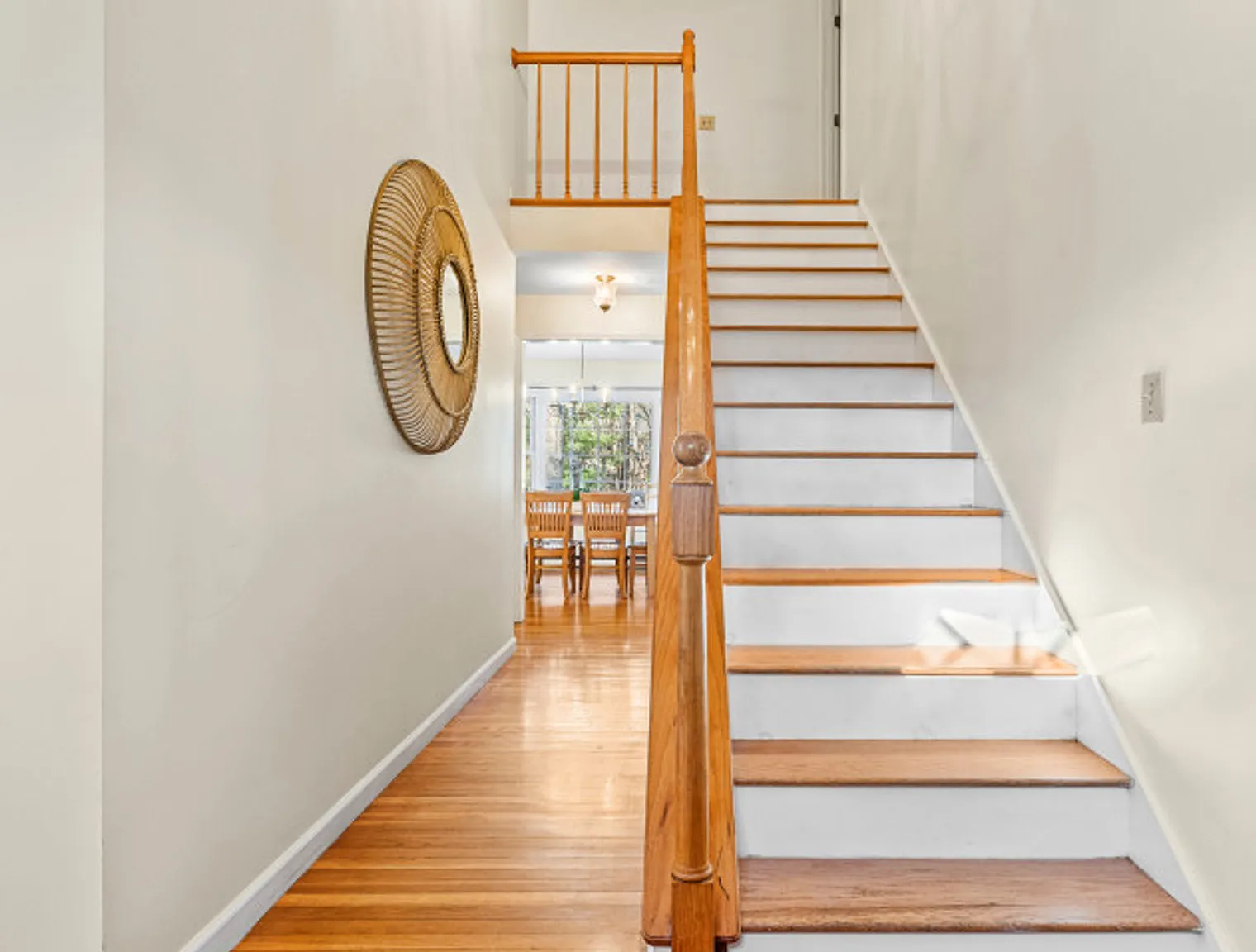 4 bed, 3.0 bath, 2281 sqft, $6,744 — Photo 3
