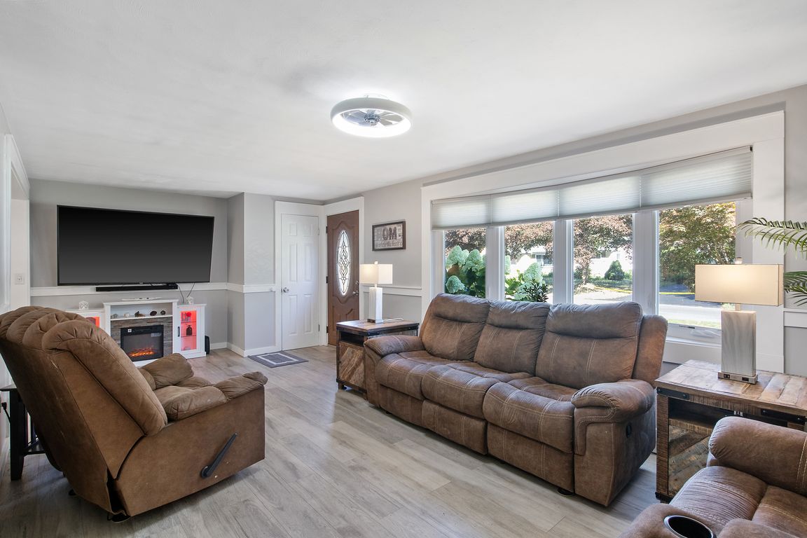 next background image