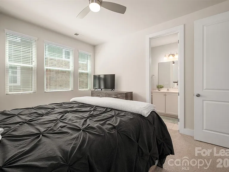 1630 Unison Dr #135 — Photo 30