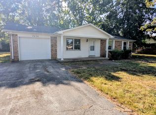 2436 Thoroughbred Dr, Bowling Green, KY 42104