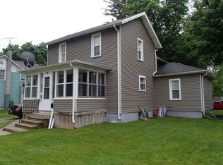 923 Burr Oak St, Albion, MI 49224