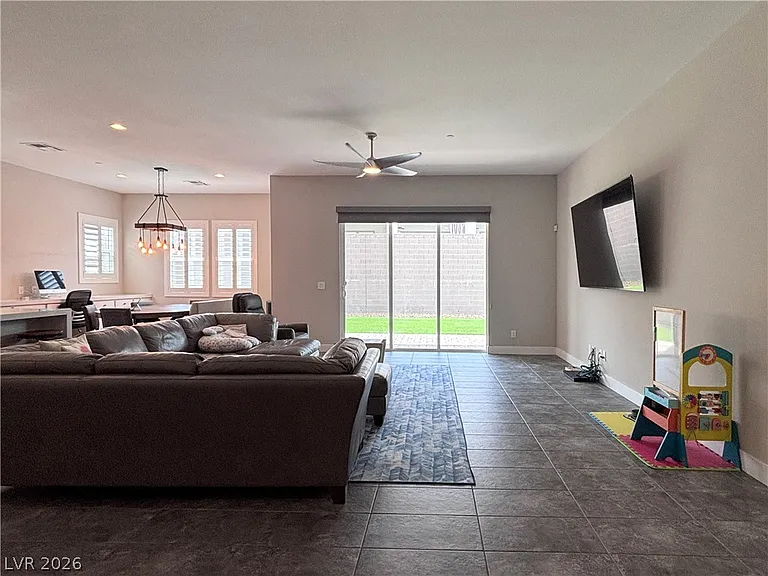 3379 Stone View Ave — Photo 4