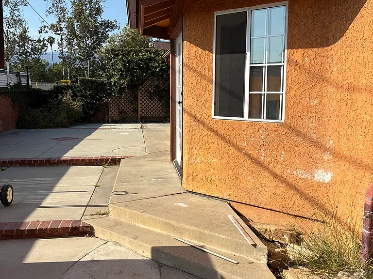 5928 N Orangecrest Ave — Photo 35