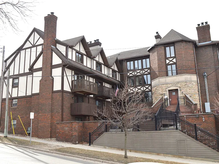328 N Allen St #1 — Photo 20