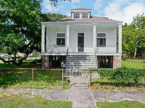 1343 Farragut St, New Orleans, LA 70114