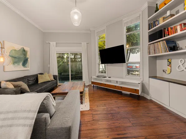 709 Prior St, Vancouver, BC V6A 2G8
