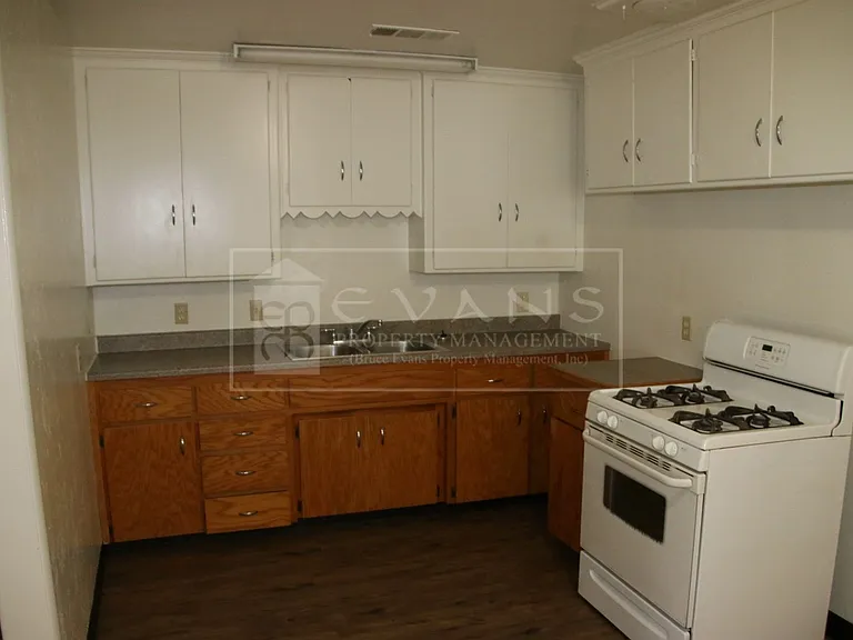 2925 E Westcott Ave — Photo 4