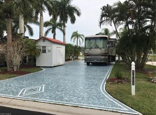 1011 Diamond Lake Cir, Naples, FL 34114