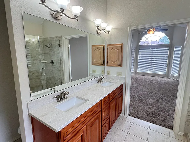 723 Sumner Dr — Photo 34