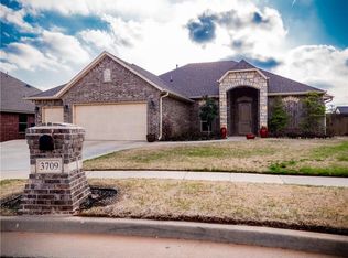 3709 Beckets Crown Ct, Mustang, OK 73064