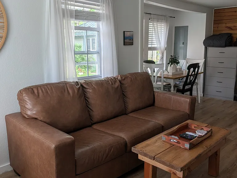 8 Glenwood Ln — Photo 31
