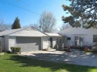 22463 Sunnydale St, Saint Clair Shores, MI