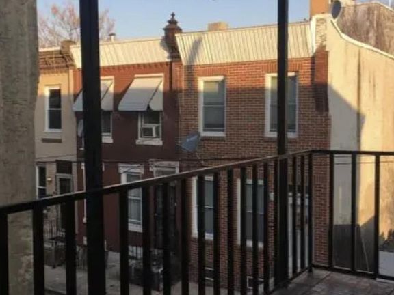 2nd image of 1516 S 22nd St #2