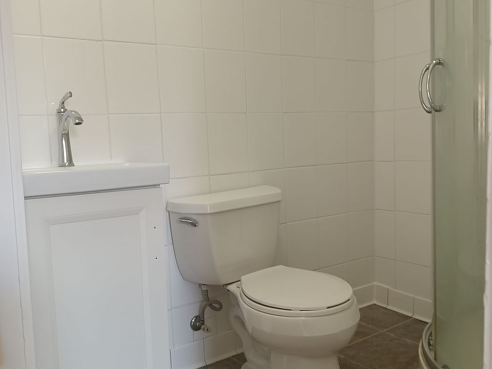 2nd image of 3334 Aldrich Ave S