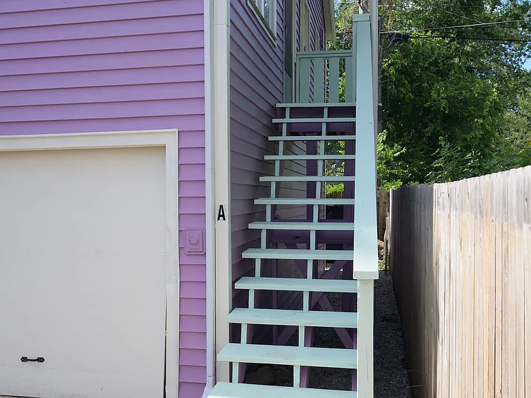 1507 NW 28th St #A — Photo 2