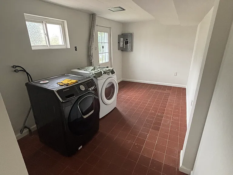 800 Larkspur St — Photo 15